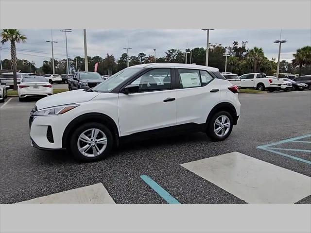 2025 Nissan Kicks S