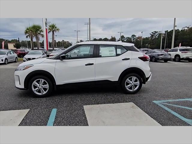 2025 Nissan Kicks S