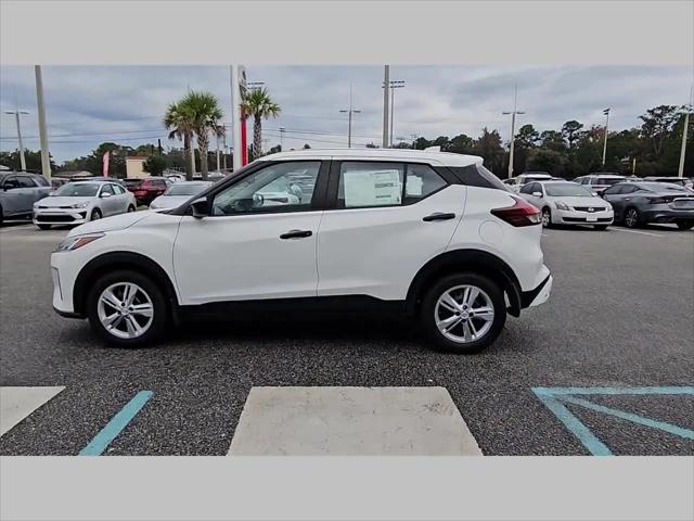 2025 Nissan Kicks S