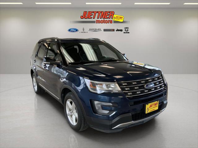 2017 Ford Explorer XLT 2017 Ford Explorer XLT