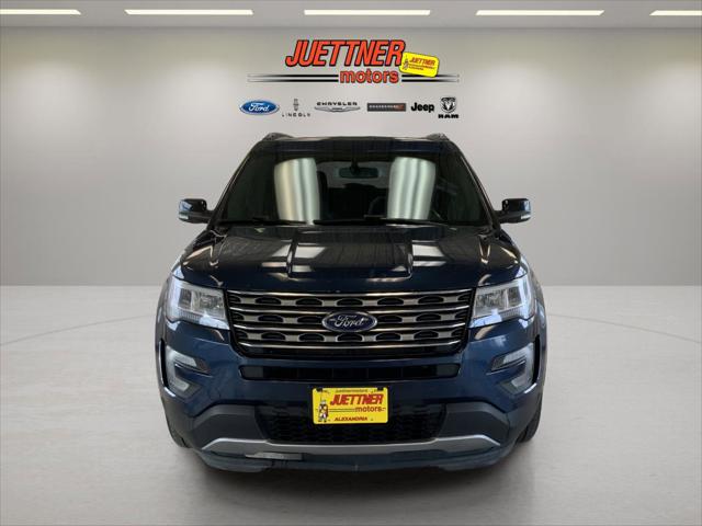 2017 Ford Explorer XLT 2017 Ford Explorer XLT