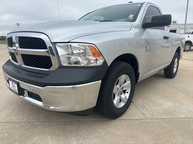 2017 RAM 1500 Tradesman Regular Cab 4x2 64 Box 2017 RAM 1500 Tradesman Regular Cab 4x2 64 Box