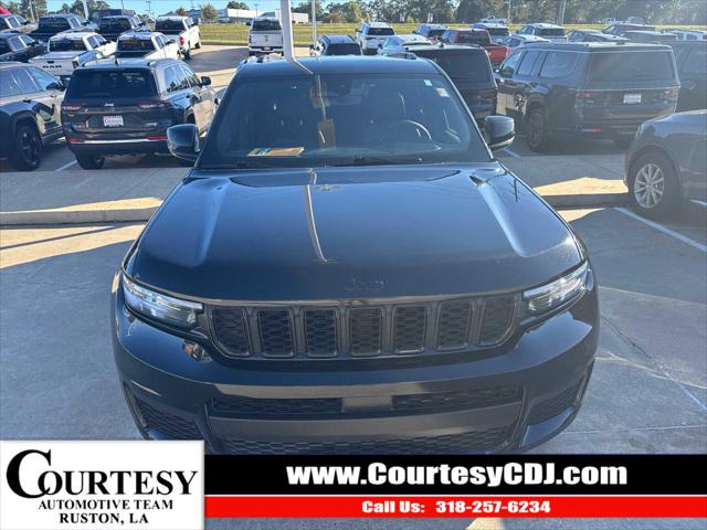 2024 Jeep Grand Cherokee L Altitude 4x4 2024 Jeep Grand Cherokee L Altitude 4x4
