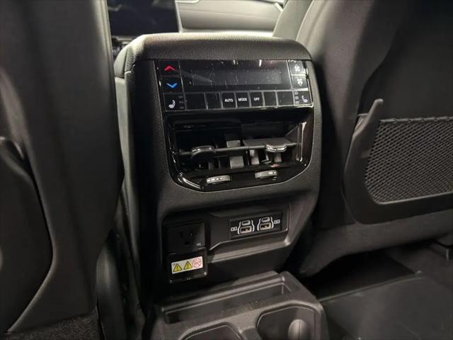 2025 Jeep Grand Cherokee L Limited 4x2
