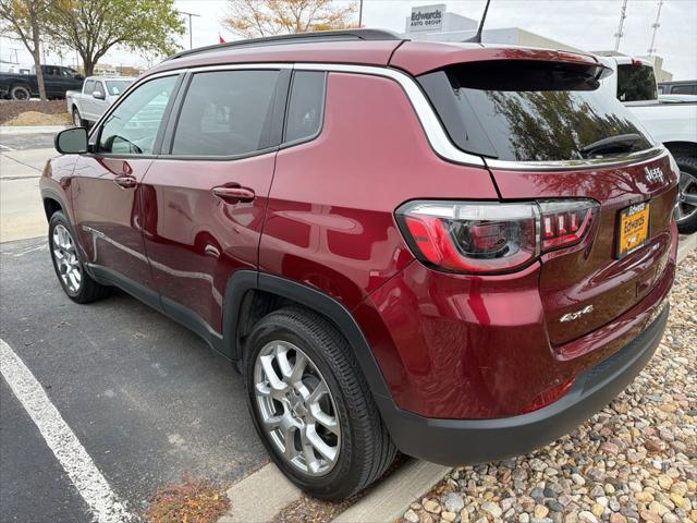 2022 Jeep Compass Latitude Lux 4x4 2022 Jeep Compass Latitude Lux 4x4