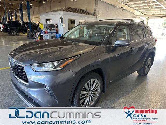 2021 Toyota Highlander Hybrid Platinum 2021 Toyota Highlander Hybrid Platinum