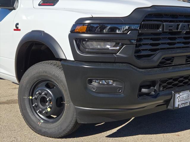 2026 RAM Ram 3500 Chassis Cab RAM 3500 TRADESMAN CHASSIS REGULAR CAB 4X4 84 CA 2026 RAM Ram 3500 Chassis Cab RAM 3500 TRADESMAN CHASSIS REGULAR CAB 4X4 84 CA