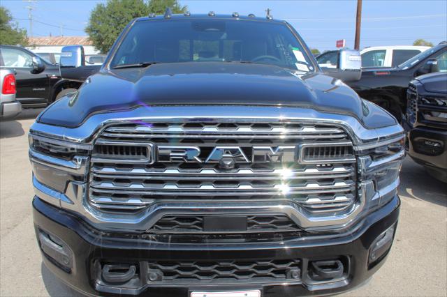 2025 RAM Ram 3500 RAM 3500 LIMITED CREW CAB 4X4 8 BOX