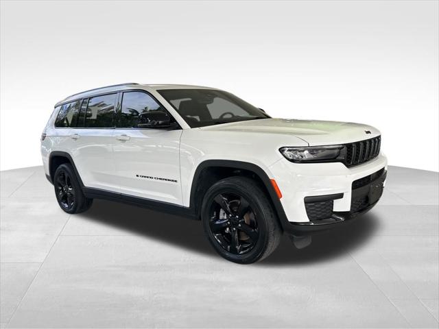 2023 Jeep Grand Cherokee L Altitude 4x4 2023 Jeep Grand Cherokee L Altitude 4x4