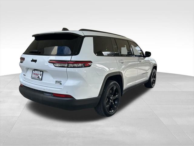 2023 Jeep Grand Cherokee L Altitude 4x4 2023 Jeep Grand Cherokee L Altitude 4x4