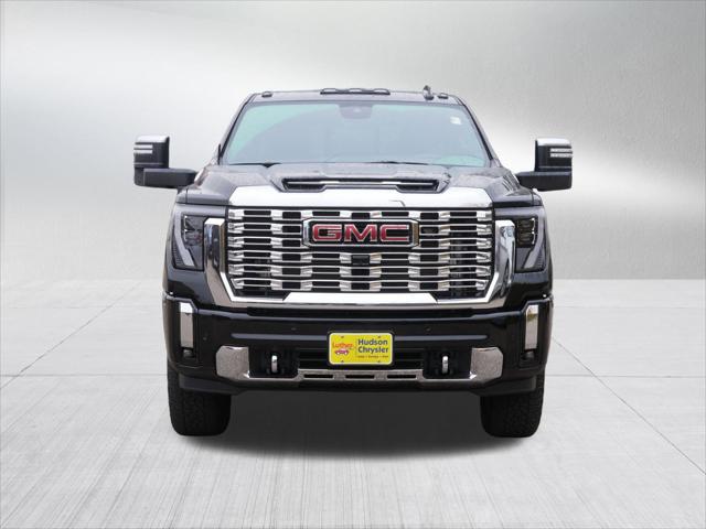 2024 GMC Sierra 3500HD 4WD Crew Cab Standard Bed Denali