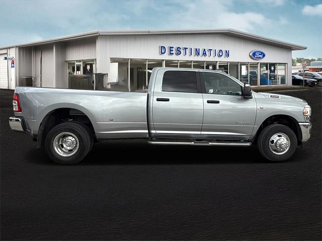 2024 RAM 3500 Big Horn Crew Cab 4x4 8 Box 2024 RAM 3500 Big Horn Crew Cab 4x4 8 Box