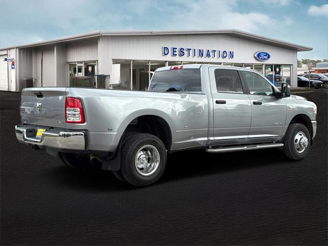 2024 RAM 3500 Big Horn Crew Cab 4x4 8 Box 2024 RAM 3500 Big Horn Crew Cab 4x4 8 Box