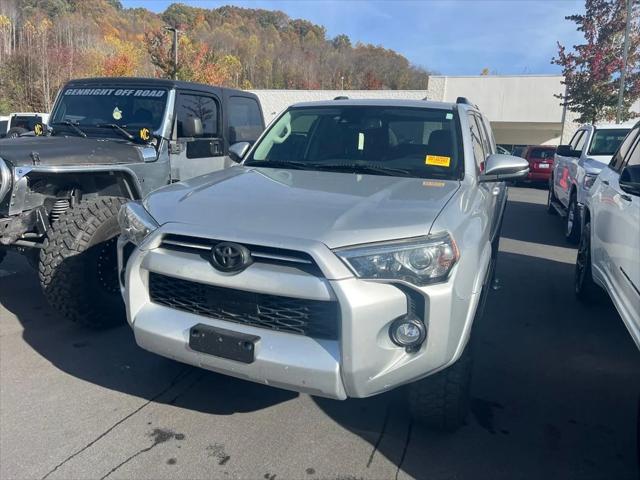 2020 Toyota 4Runner SR5 2020 Toyota 4Runner SR5