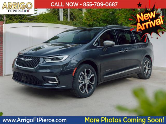 2021 Chrysler Pacifica Touring L