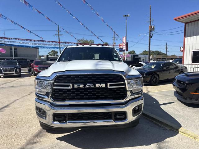 2024 RAM 3500 Big Horn Crew Cab 4x4 8 Box 2024 RAM 3500 Big Horn Crew Cab 4x4 8 Box