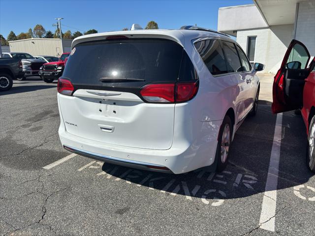 2018 Chrysler Pacifica Touring L Plus 2018 Chrysler Pacifica Touring L Plus