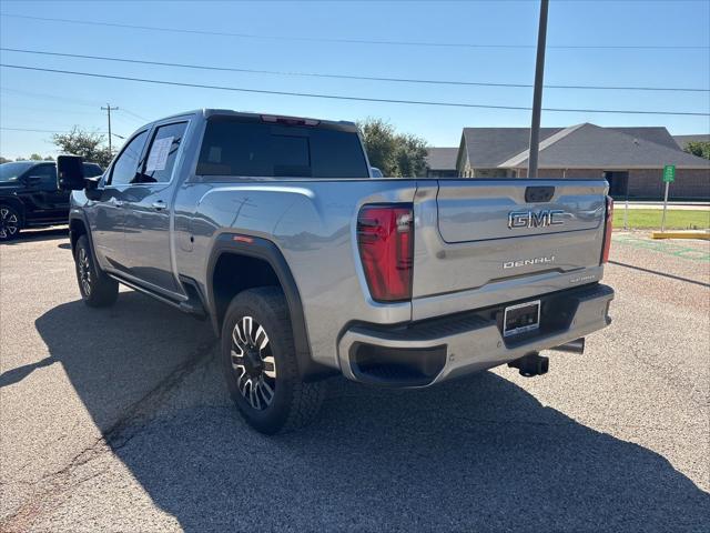 2024 GMC Sierra 2500HD 4WD Crew Cab Standard Bed Denali Ultimate 2024 GMC Sierra 2500HD 4WD Crew Cab Standard Bed Denali Ultimate