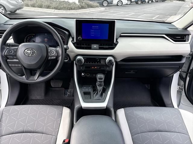 2023 Toyota RAV4 XLE 2023 Toyota RAV4 XLE