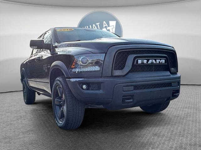 2019 RAM 1500 Classic Warlock Crew Cab 4x4 57 Box 2019 RAM 1500 Classic Warlock Crew Cab 4x4 57 Box