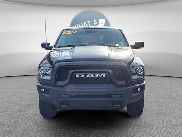 2019 RAM 1500 Classic Warlock Crew Cab 4x4 57 Box 2019 RAM 1500 Classic Warlock Crew Cab 4x4 57 Box