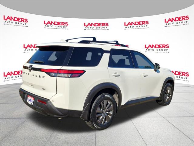 2022 Nissan Pathfinder SV 2WD 2022 Nissan Pathfinder SV 2WD
