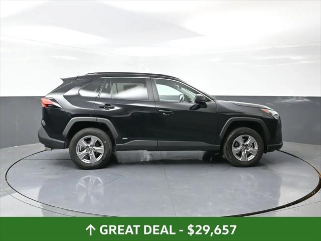 2025 Toyota RAV4 Hybrid LE