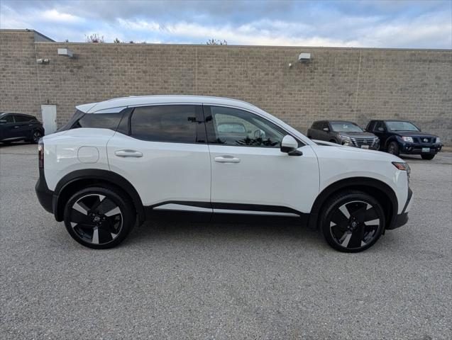 2025 Nissan Kicks SR Intelligent AWD 2025 Nissan Kicks SR Intelligent AWD