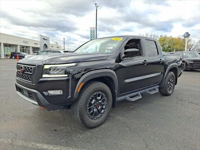 2023 Nissan Frontier Crew Cab PRO-4X 4x4 2023 Nissan Frontier Crew Cab PRO-4X 4x4