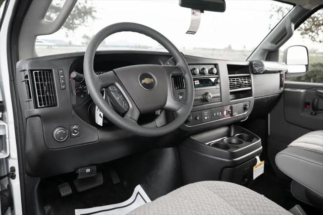 2025 Chevrolet Express Cargo Van RWD 2500 Regular Wheelbase WT