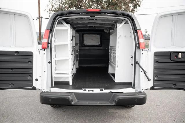 2025 Chevrolet Express Cargo Van RWD 2500 Regular Wheelbase WT