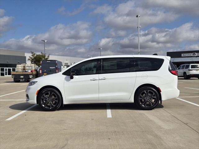 2026 Chrysler Pacifica PACIFICA SELECT AWD 2026 Chrysler Pacifica PACIFICA SELECT AWD