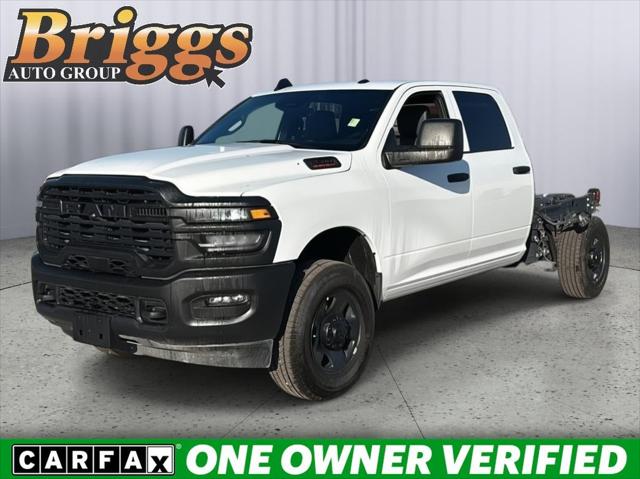 2025 RAM 2500 Tradesman Crew Cab 4x4 8 Box 2025 RAM 2500 Tradesman Crew Cab 4x4 8 Box