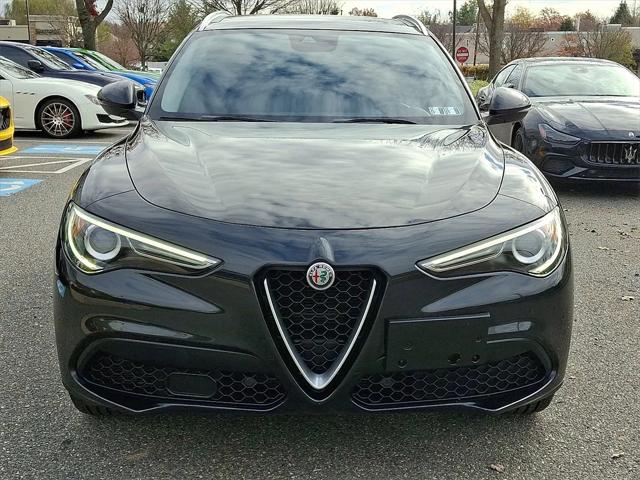 2018 Alfa Romeo Stelvio Ti AWD 2018 Alfa Romeo Stelvio Ti AWD