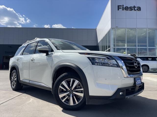 2023 Nissan Pathfinder SL FWD 2023 Nissan Pathfinder SL FWD