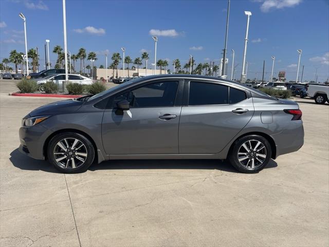 2021 Nissan Versa SV Xtronic CVT