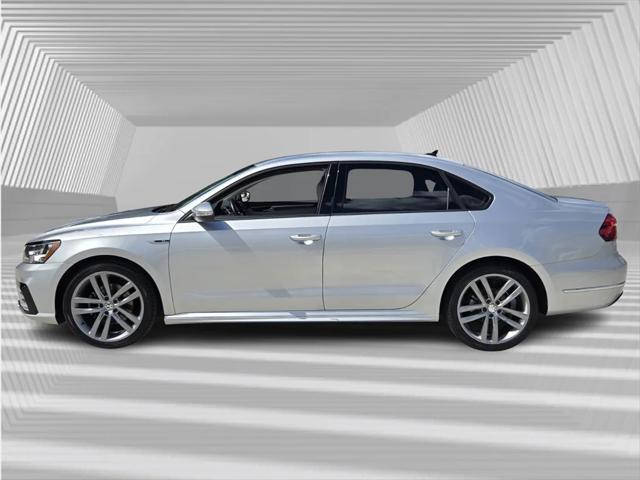 2018 Volkswagen Passat 2.0T R-Line 2018 Volkswagen Passat 2.0T R-Line