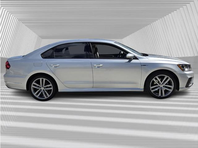 2018 Volkswagen Passat 2.0T R-Line 2018 Volkswagen Passat 2.0T R-Line