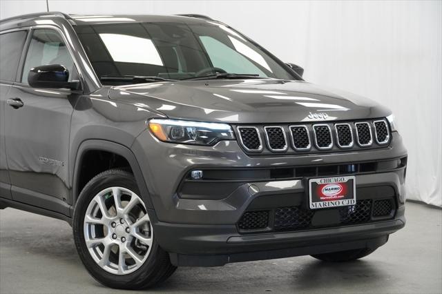 2023 Jeep Compass Latitude Lux FWD