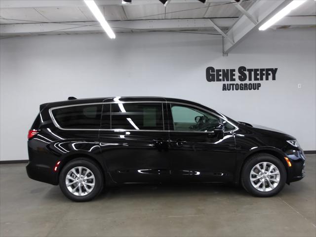2024 Chrysler Pacifica Touring L AWD 2024 Chrysler Pacifica Touring L AWD