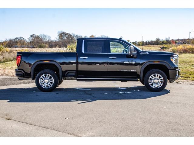 2023 GMC Sierra 2500HD 4WD Crew Cab Standard Bed Denali