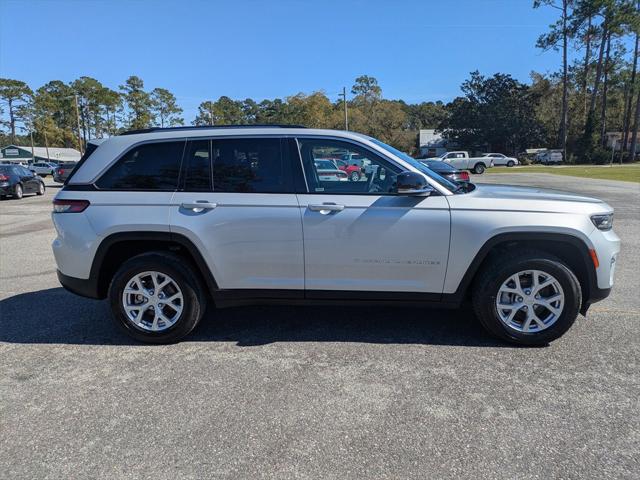 2023 Jeep Grand Cherokee Limited 4x4 2023 Jeep Grand Cherokee Limited 4x4