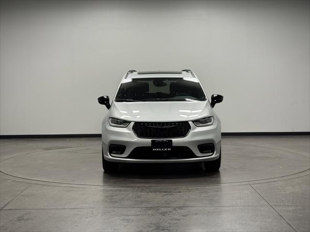 2026 Chrysler Pacifica PACIFICA LIMITED AWD