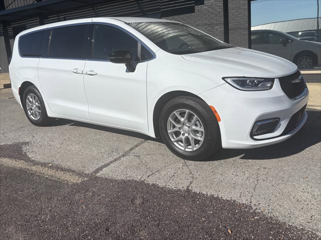 2025 Chrysler Pacifica Select 2025 Chrysler Pacifica Select