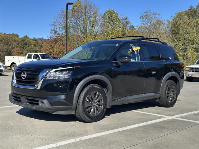 2022 Nissan Pathfinder SV 2WD 2022 Nissan Pathfinder SV 2WD