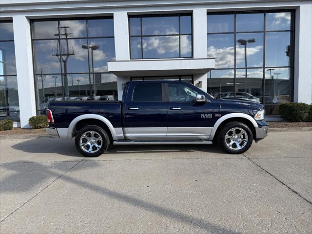 2017 RAM 1500 Laramie Crew Cab 4x4 57 Box 2017 RAM 1500 Laramie Crew Cab 4x4 57 Box