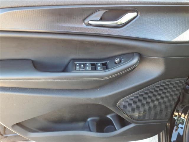 2024 Jeep Grand Cherokee L Laredo 4x2 2024 Jeep Grand Cherokee L Laredo 4x2