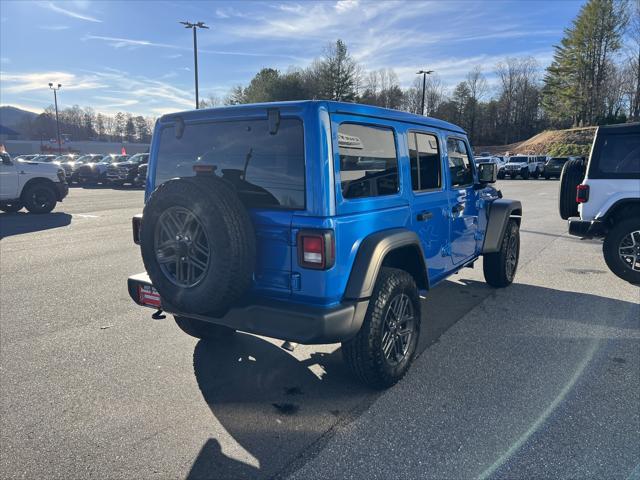 2025 Jeep Wrangler 4-Door Summit 4x4 2025 Jeep Wrangler 4-Door Summit 4x4
