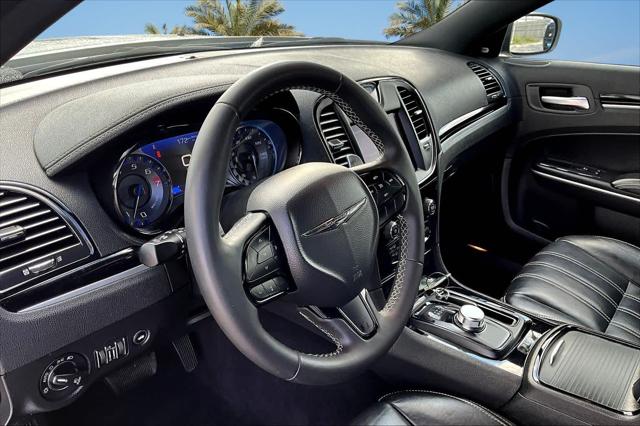 2023 Chrysler 300 300S 2023 Chrysler 300 300S