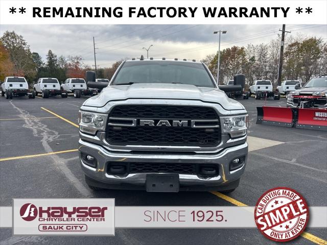 2021 RAM 3500 Chassis Tradesman/SLT 2021 RAM 3500 Chassis Tradesman/SLT